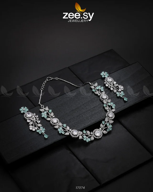 Luxurious Pendant Necklaces-Noorani Zircon Necklace