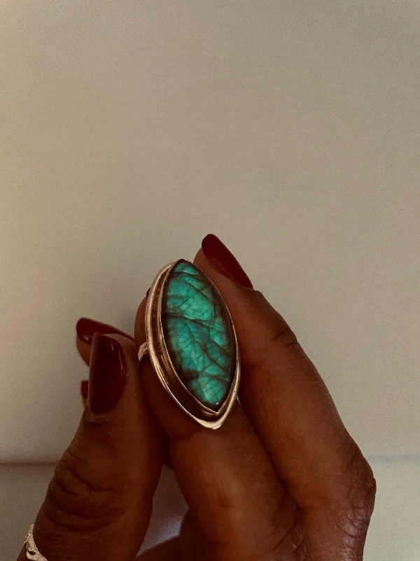 Designer Gemstone Rings-Cat's Eye Ring