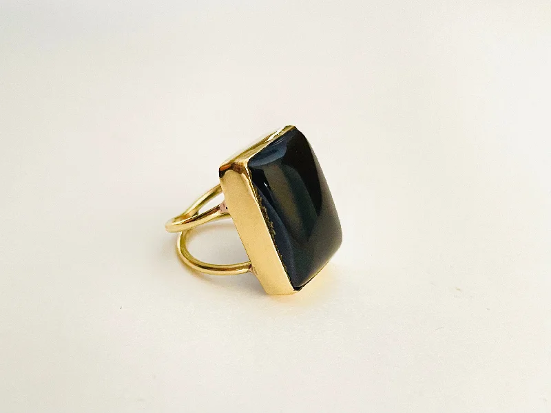 Fashionable Gemstone Rings for Men-Square Onyx Ring