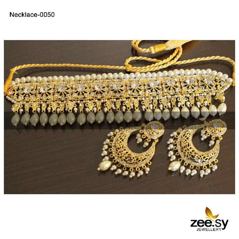 Trendy Gold Pendant Necklaces-NECKLACE-0050