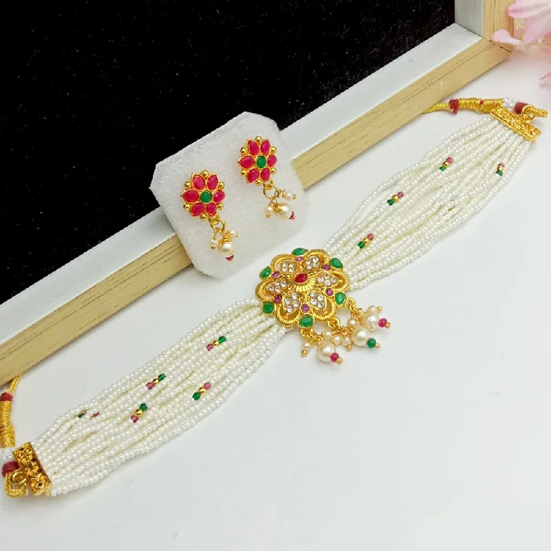 Stylish Pendant Necklaces-SP Jewellery Gold Plated Kundan And Pearl Choker Necklace Set